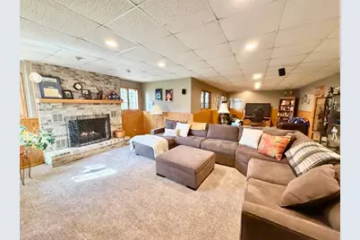 1325 Foxpointe Drive, Sycamore, IL 60178 - Photo 31