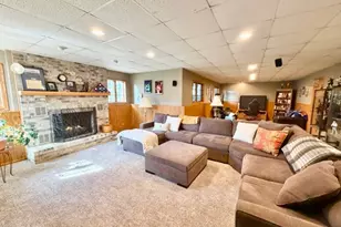 1325 Foxpointe Dr, Sycamore, IL 60178 - Photo 31