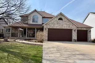 1325 Foxpointe Dr, Sycamore, IL 60178 - Photo 1
