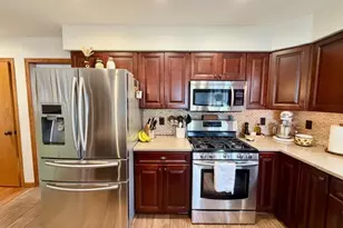 1325 Foxpointe Dr, Sycamore, IL 60178 - Photo 15