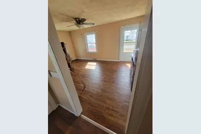 1430 E Vanderhoof Street, Decatur, IL 62521 - Photo 3