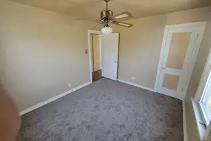 1430 E Vanderhoof St, Decatur, IL 62521 - Photo 11