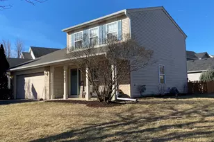 2467 Deerfield Dr, Aurora, IL 60506 - Photo 21