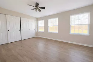 2467 Deerfield Dr, Aurora, IL 60506 - Photo 17