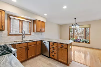 510 Eisenhower Street, Marengo, IL 60152 - Photo 5