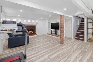 2352 S 2nd Ave, North Riverside, IL 60546 - Photo 9