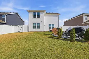 117 Fieldcrest Ave, Hampshire, IL 60140 - Photo 39