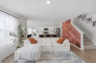 117 Fieldcrest Ave, Hampshire, IL 60140 - Photo 9