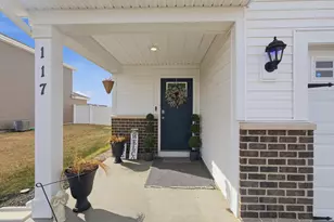 117 Fieldcrest Ave, Hampshire, IL 60140 - Photo 5