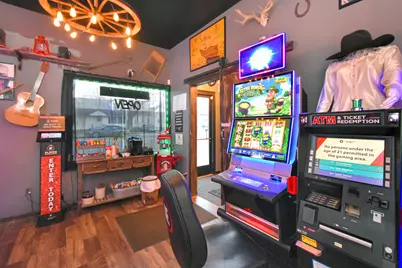 2110 4th Street, Peru, IL 61354 - Photo 19