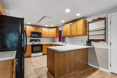 420 N Fisler Road, Monticello, IL 61856 - Photo 9