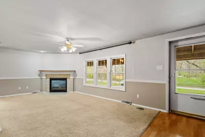420 N Fisler Road, Monticello, IL 61856 - Photo 5