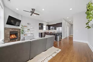 2330 N Hamilton Ave, Chicago, IL 60647 - Photo 5