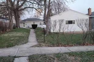 18237 Oakwood Ave, Lansing, IL 60438 - Photo 5