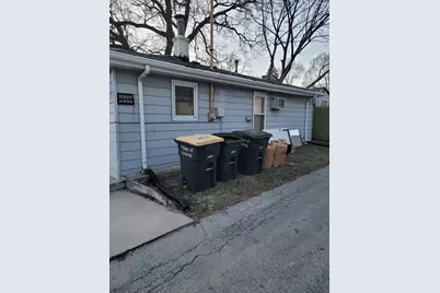18237 Oakwood Avenue, Lansing, IL 60438 - Photo 3