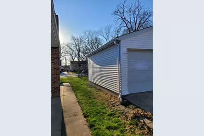 18237 Oakwood Avenue, Lansing, IL 60438 - Photo 29