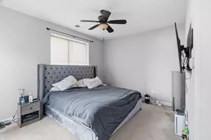 648 W 16th St, Chicago, IL 60616 - Photo 9