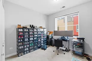 648 W 16th St, Chicago, IL 60616 - Photo 5