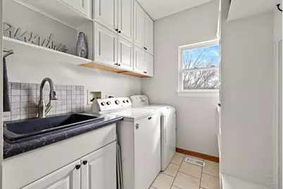 10514 Ridge Lane, Marengo, IL 60152 - Photo 21