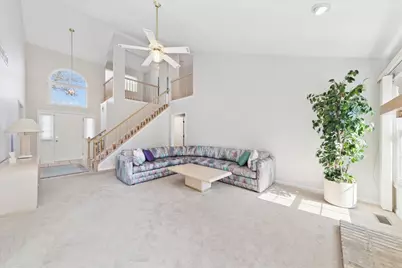 613 Rose Lane, Bartlett, IL 60103 - Photo 3