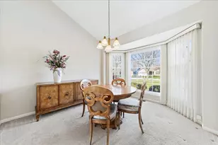 613 Rose Ln, Bartlett, IL 60103 - Photo 7