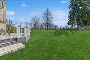 613 Rose Ln, Bartlett, IL 60103 - Photo 19