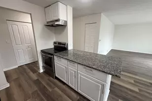 2310 N Harlem Ave, Elmwood Park, IL 60707 - Photo 7