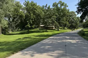 3309 Valley Dr, Geneseo, IL 52722 - Photo 45