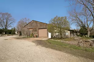 859 Old Kirk Rd, Geneva, IL 60134 - Photo 39