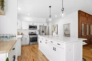 102 S Quincy St, Hinsdale, IL 60521 - Photo 9