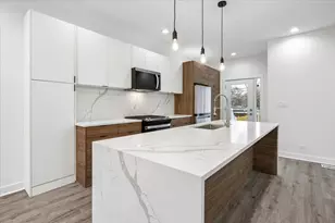 1721 W Arthur Ave, Chicago, IL 60626 - Photo 3