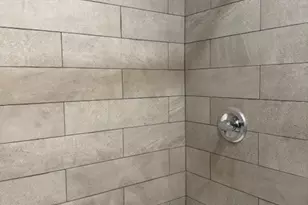 2442 N Lawndale Ave, Chicago, IL 60647 - Photo 9