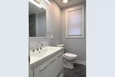 2442 N Lawndale Avenue, Chicago, IL 60647 - Photo 9