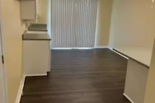 33 Circle Dr, Indian Creek, IL 60061 - Photo 5