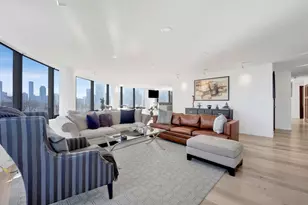 155 N Harbor Dr, Chicago, IL 60601 - Photo 5