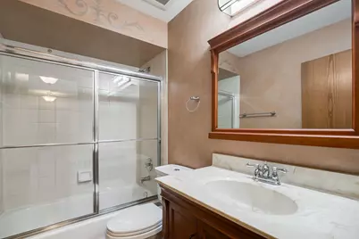 319 Stonebridge Way, Mundelein, IL 60060 - Photo 9