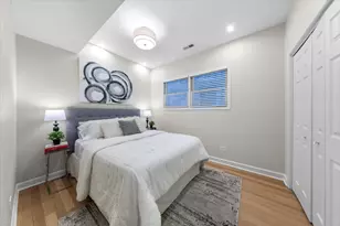 1445 W Walton St, Chicago, IL 60642 - Photo 15