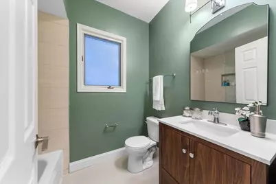1445 W Walton Street #1, Chicago, IL 60642 - Photo 17