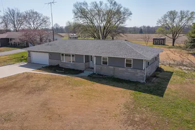 130 Greenview Road, Centralia, IL 62801 - Photo 1