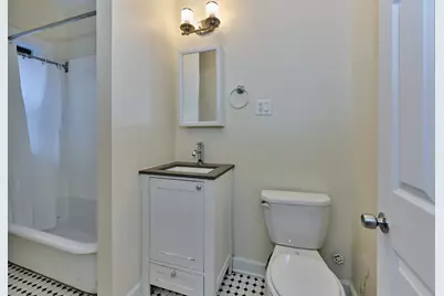 1355 W Touhy Avenue #2N, Chicago, IL 60626 - Photo 13