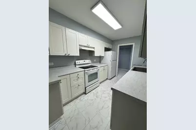 1920 Cherry Lane #219, Northbrook, IL 60062 - Photo 5