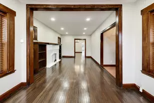 7818 S Merrill Ave, Chicago, IL 60649 - Photo 7