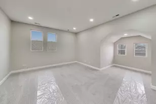 7818 S Merrill Ave, Chicago, IL 60649 - Photo 23