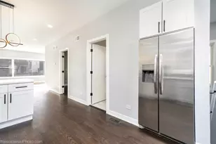 1047 N St Louis Ave, Chicago, IL 60651 - Photo 15