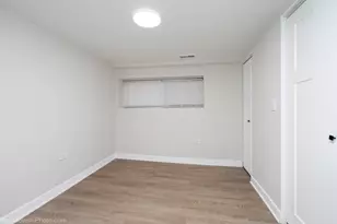 1047 N St Louis Ave, Chicago, IL 60651 - Photo 37