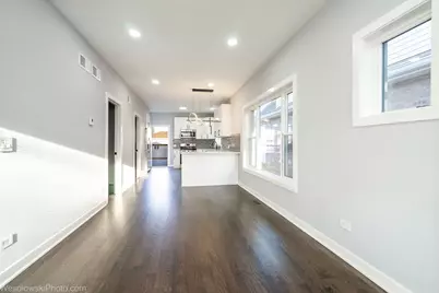 1047 N Saint Louis Avenue, Chicago, IL 60651 - Photo 19