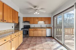 127 Monticello Cir, Bolingbrook, IL 60440 - Photo 11