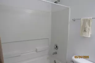 494 S Jade Ln, Round Lake, IL 60073 - Photo 13