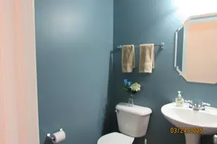 494 S Jade Ln, Round Lake, IL 60073 - Photo 9