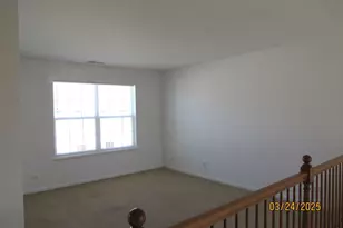 494 S Jade Ln, Round Lake, IL 60073 - Photo 11